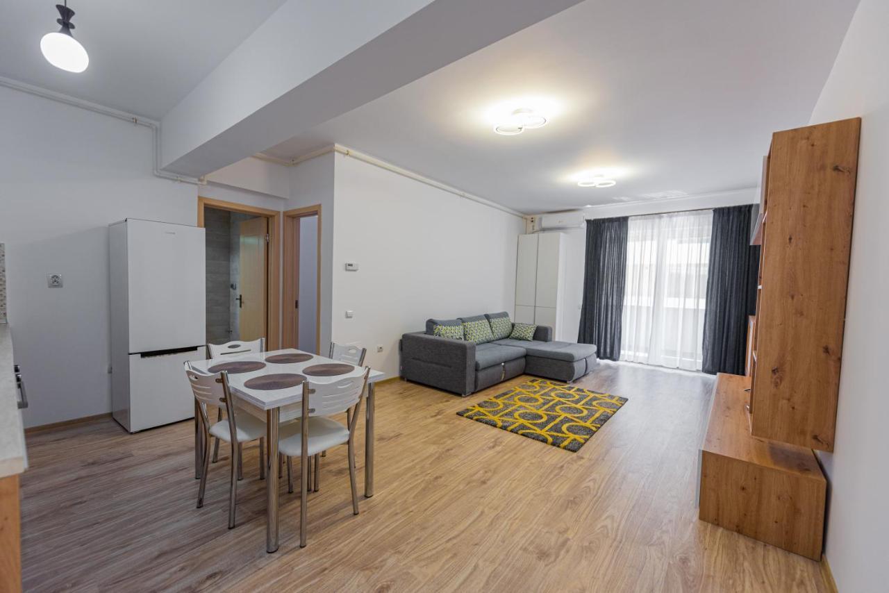 Moonlight Sky Mamaia Apartment Bagian luar foto
