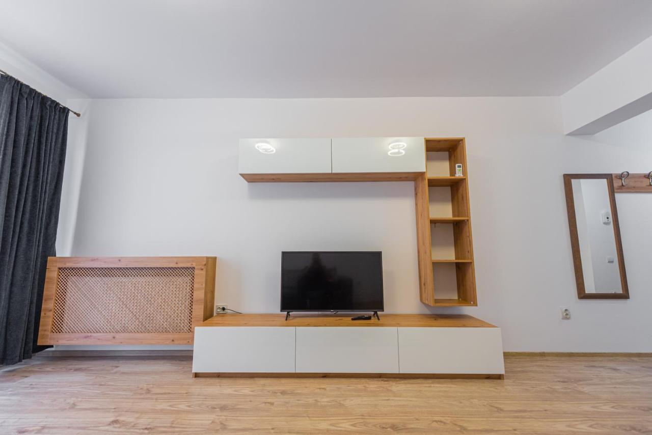 Moonlight Sky Mamaia Apartment Bagian luar foto
