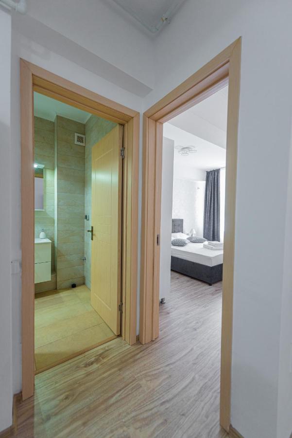 Moonlight Sky Mamaia Apartment Bagian luar foto