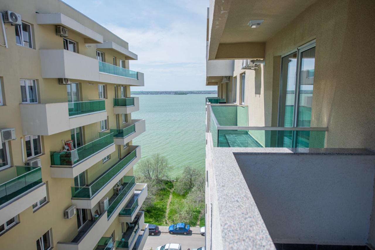 Moonlight Sky Mamaia Apartment Bagian luar foto