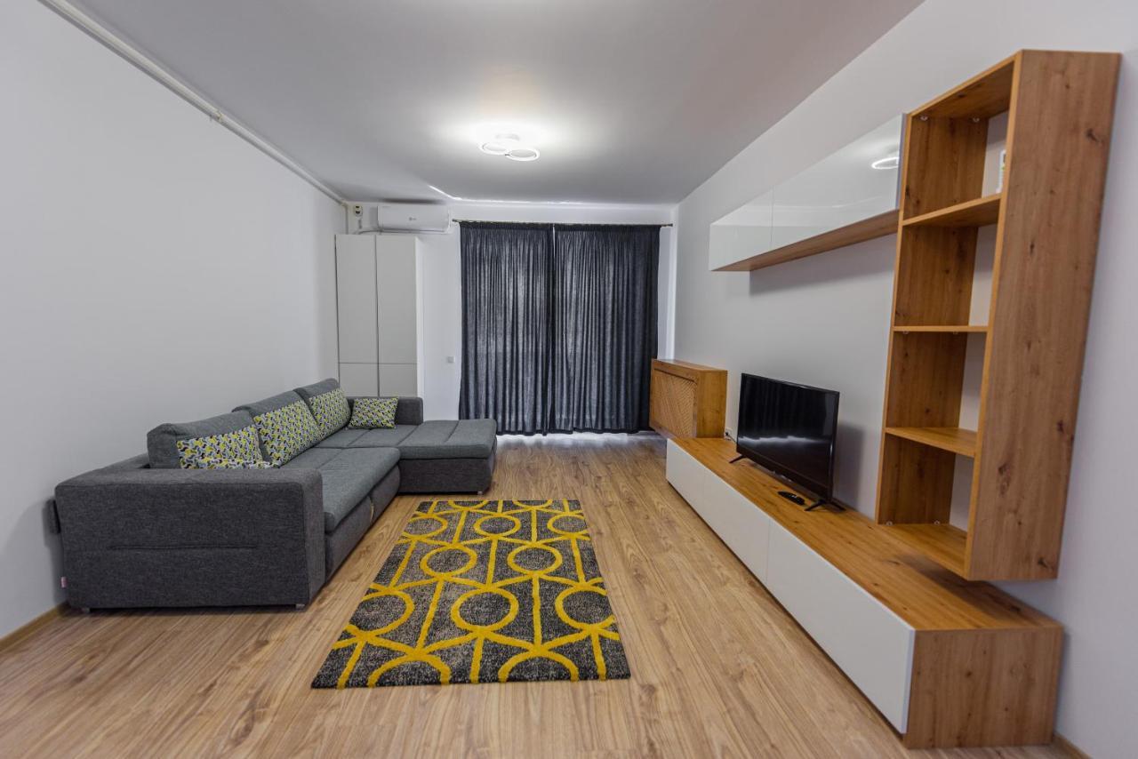Moonlight Sky Mamaia Apartment Bagian luar foto