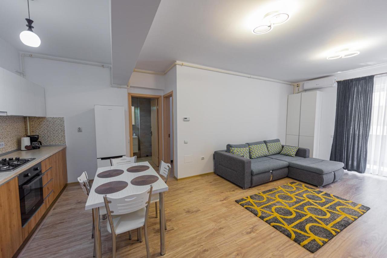 Moonlight Sky Mamaia Apartment Bagian luar foto